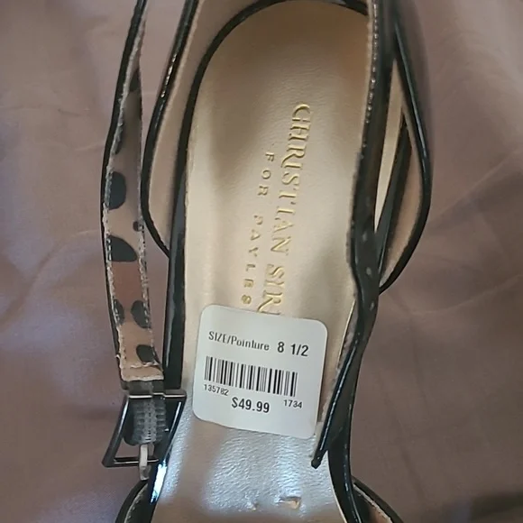 Heels - Picture 2 of 5